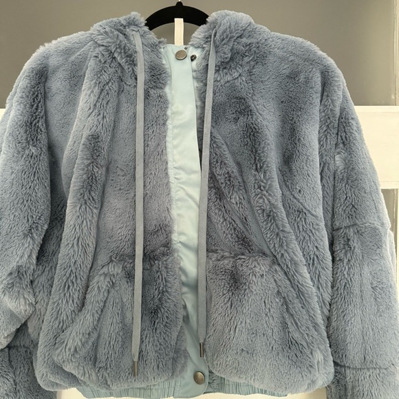 Free People Love It Faux Fur Hooded Jacket - Picture 4 of 10